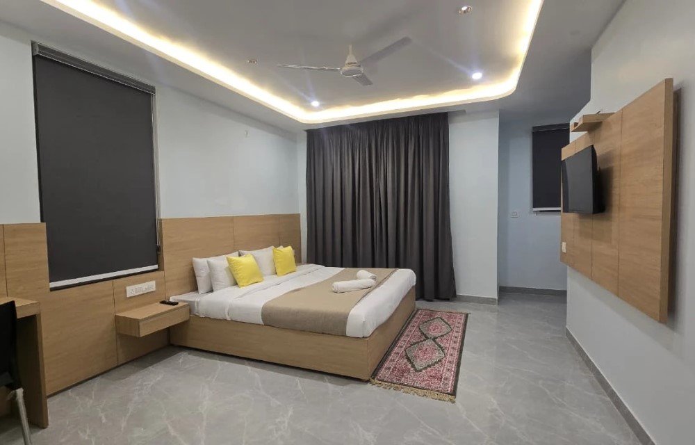 Urban Studio Valley View Room In Dharamshala Image